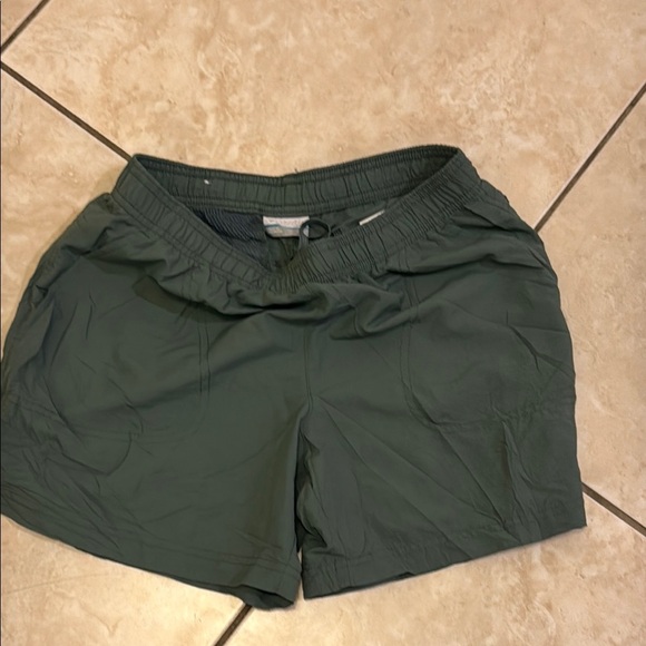 Green Athletic Shorts with Elastic Waistband - Picture 1 of 3